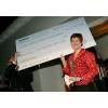 NZTE-Winner-Best-Plain-English-Organisation-Lynda-Jelbert-cheque2.jpg